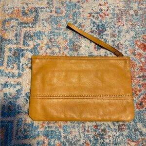 Banana Republic caramel leather scalloped edge wristlet/clutch